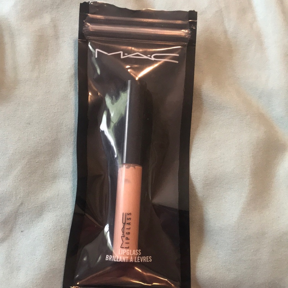 MAC lipglass